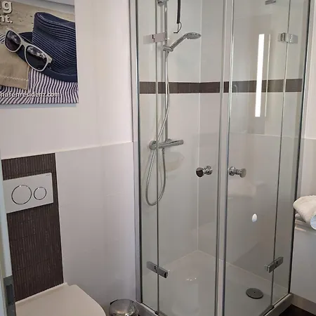 Yachthafenresidenz-wohnung-8411-871 Apartment Kuehlungsborn